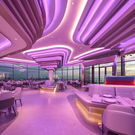 Grande Centre Point Space Pattaya Luaran gambar The interior of the restaurant