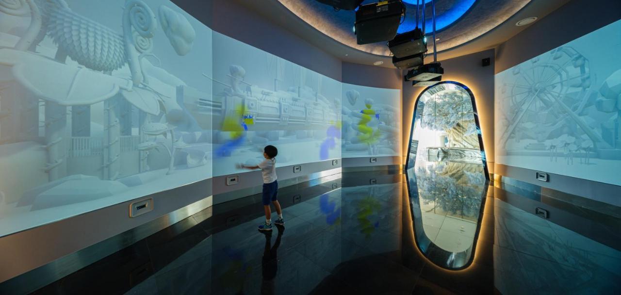 Grande Centre Point Space Pattaya Luaran gambar The "Discovery Zone"