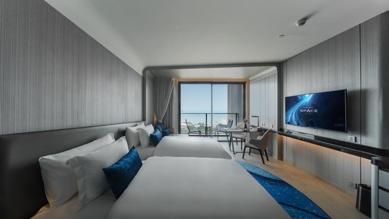 Grande Centre Point Space Pattaya Luaran gambar Deluxe Ocean View
