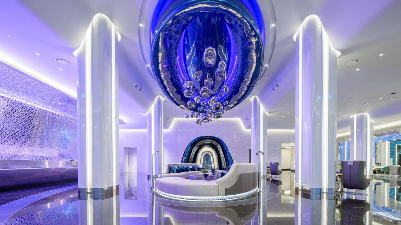 Grande Centre Point Space Pattaya Luaran gambar The lobby of the hotel