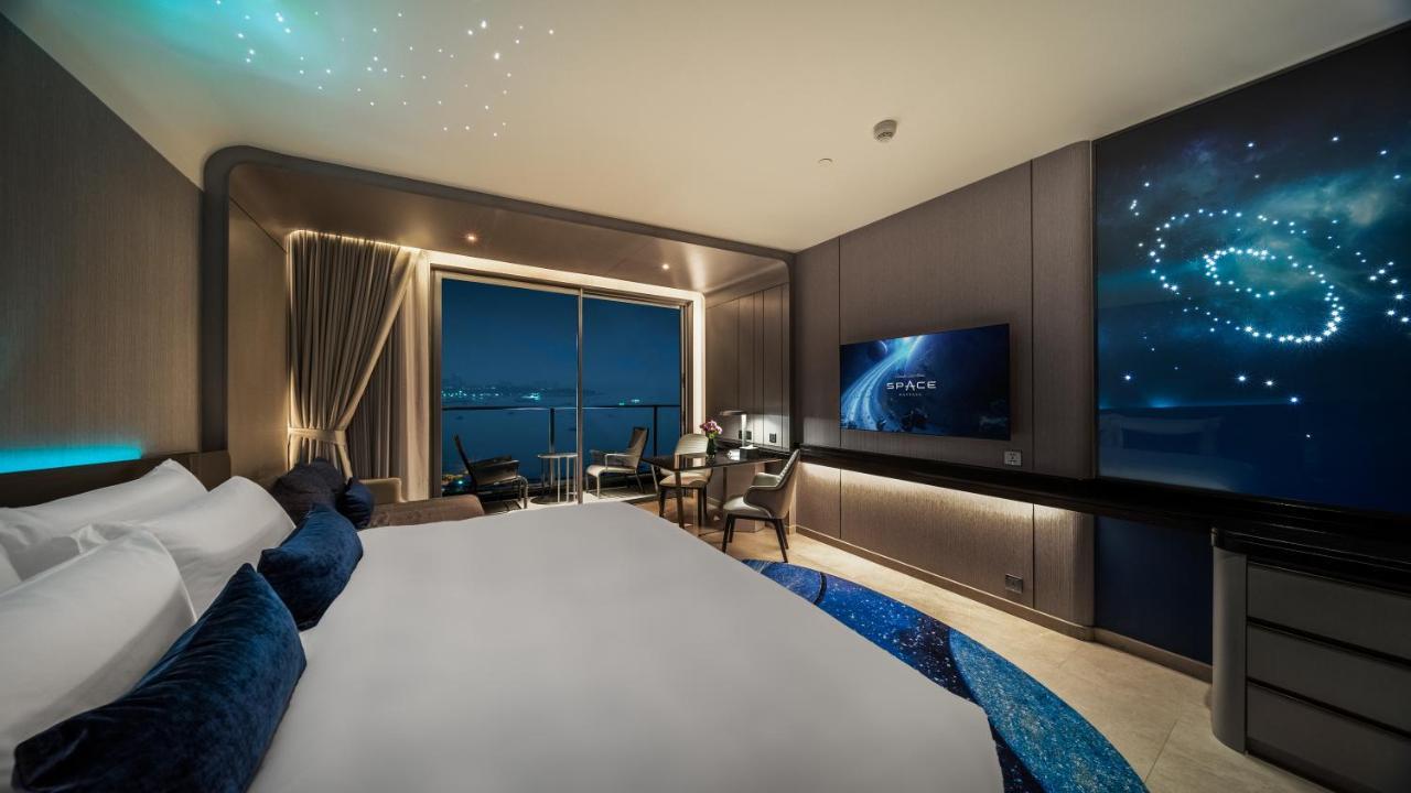 Grande Centre Point Space Pattaya Luaran gambar Deluxe Ocean View Room
