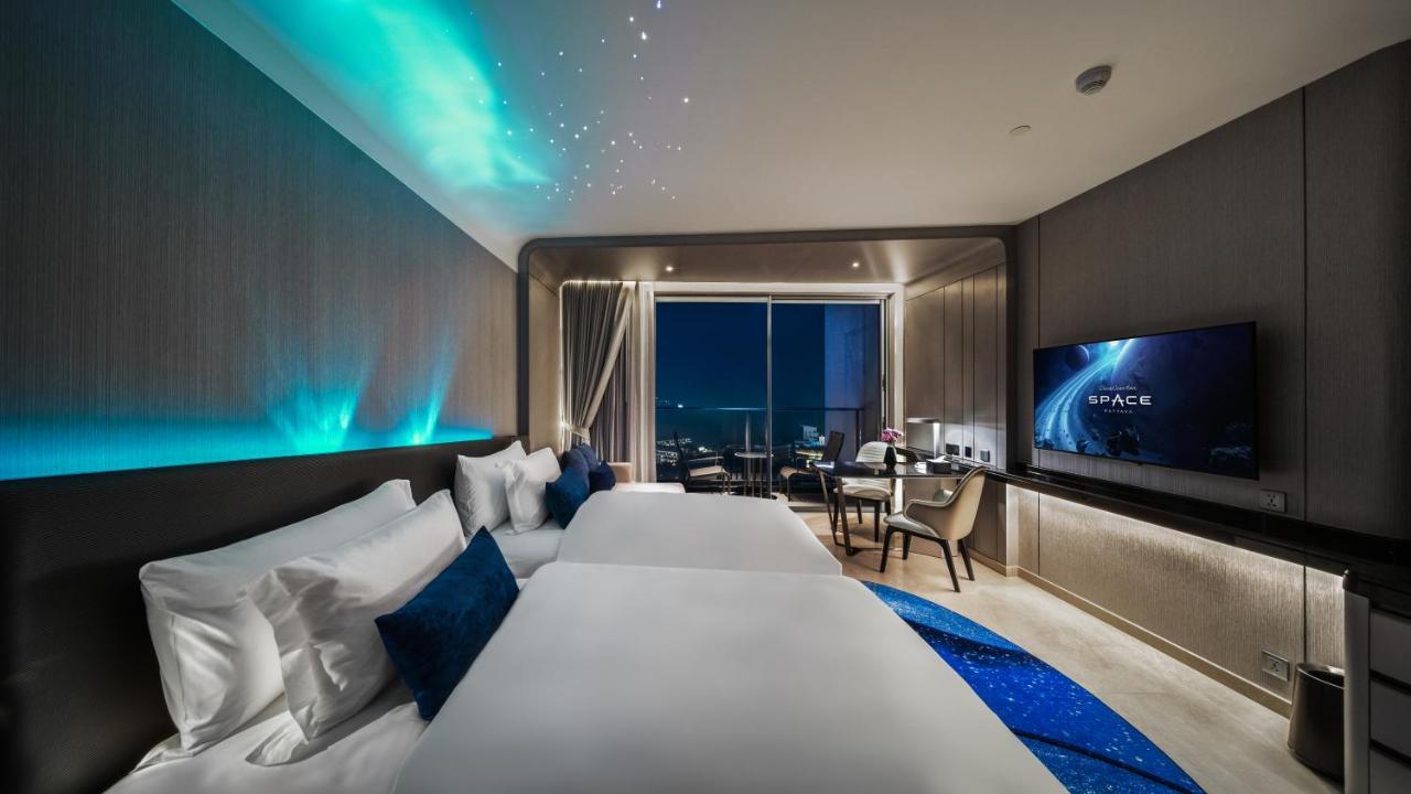 Grande Centre Point Space Pattaya Luaran gambar Deluxe Room