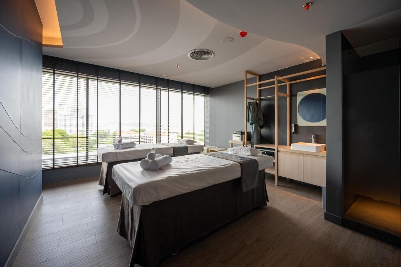 Grande Centre Point Space Pattaya Luaran gambar A treatment room at the spa